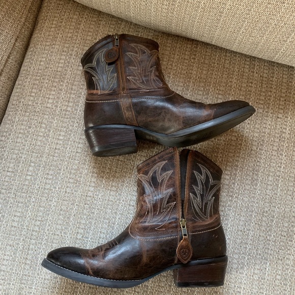 New men’s ariat boots - Picture 4 of 8